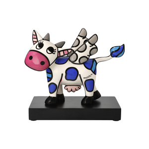 Figurka "Flying Cow"