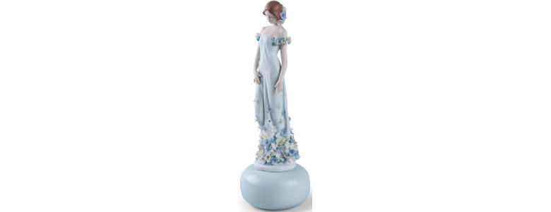 Figurka Czysta elegancja