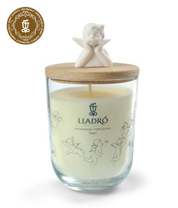 Świeca zapachowa Missing You Candle. Niezłomny duch.